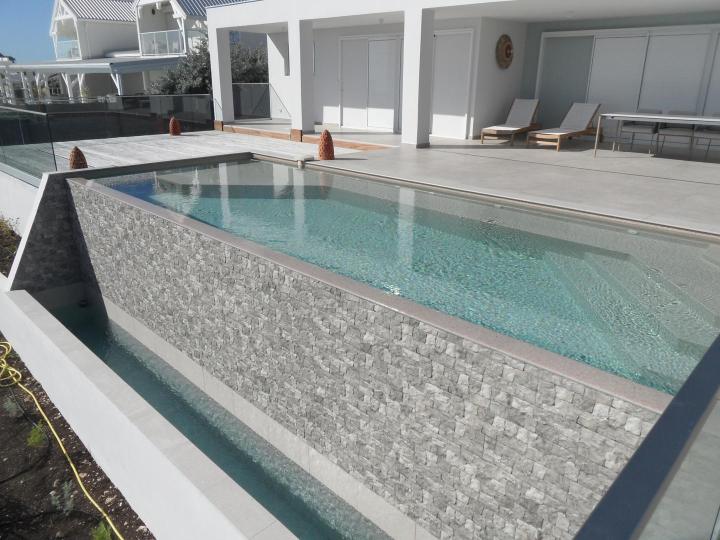 Constructeur de piscines Guadeloupe