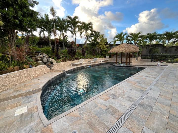 Construction de deck en bois composite Guadeloupe