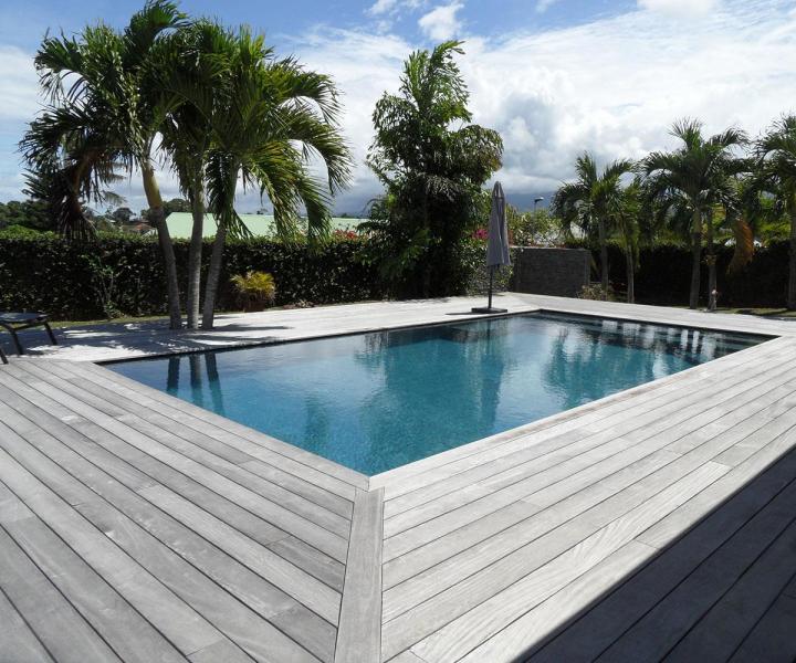 Construction de deck en bois composite Guadeloupe